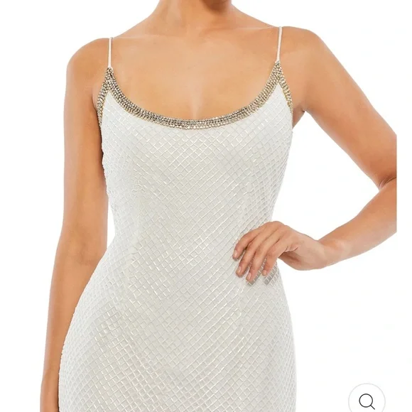 MAC DUGGAL BEADED SPAGHETTI STRAP COLUMN GOWN Size 4 - Picture 4 of 14